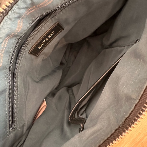 Black vegan leather cross body purse - Picture 7 of 9